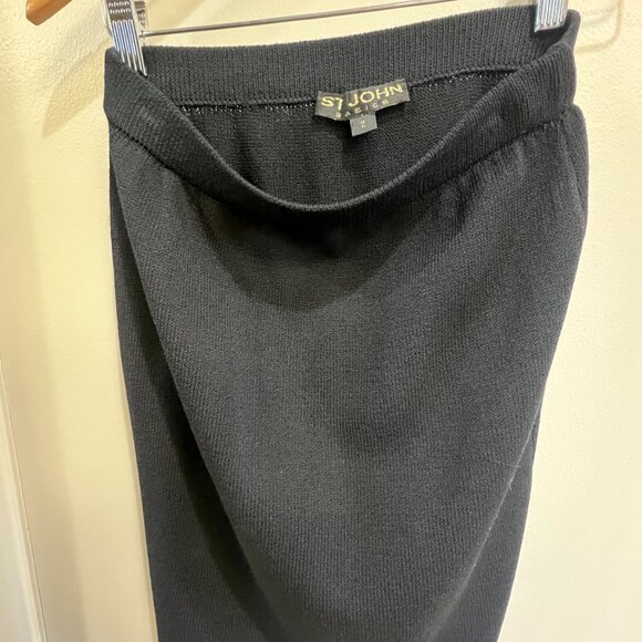 Vintage St. John Basics Black Knit Skirt, size 2 - Picture 2 of 5